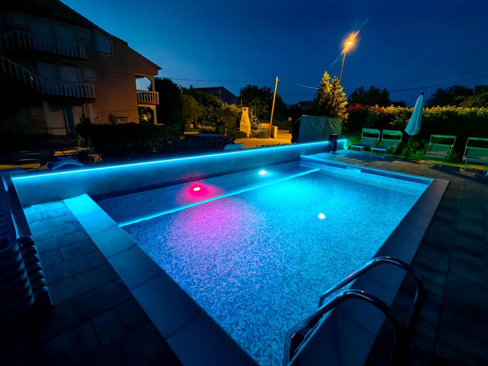 Apartman Lea With Pool *